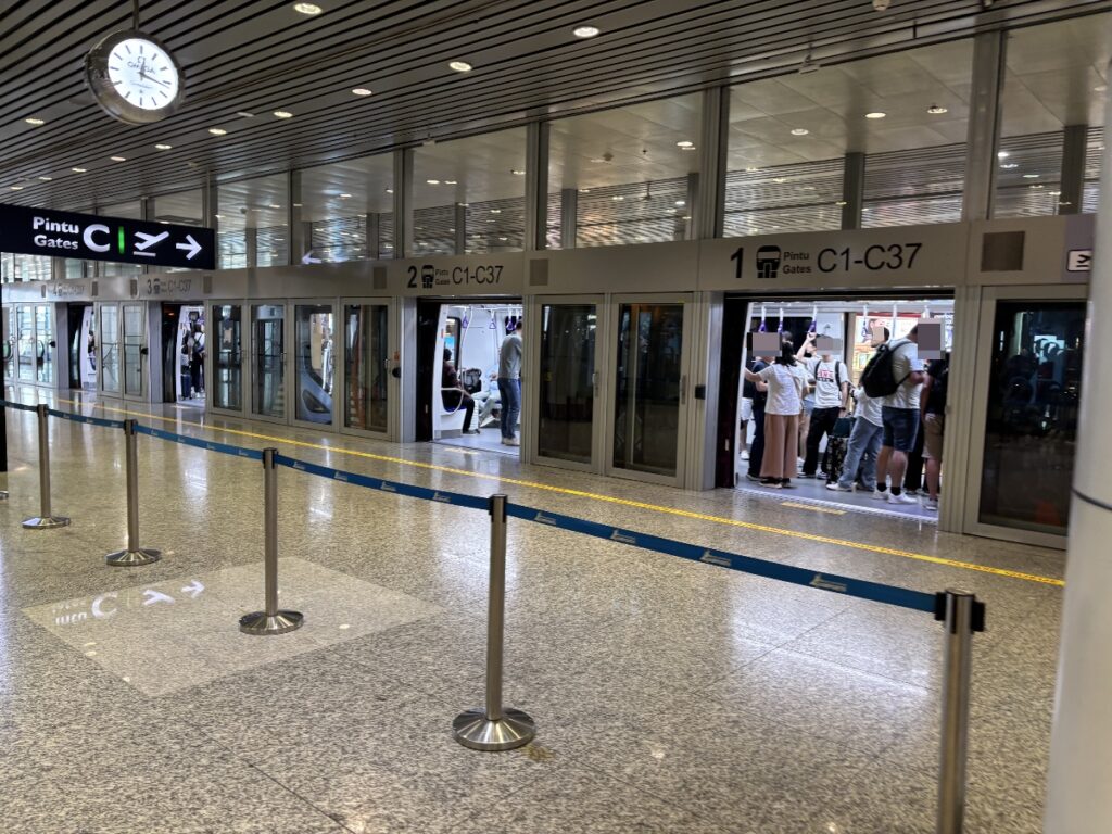 エアロトレイン