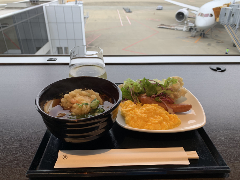 成田空港ANAラウンジ食事