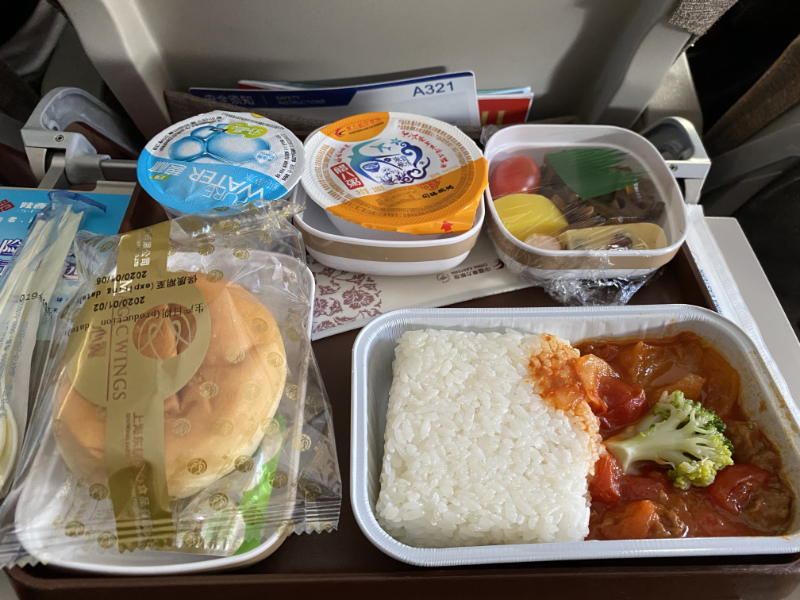 中国東方航空　機内食