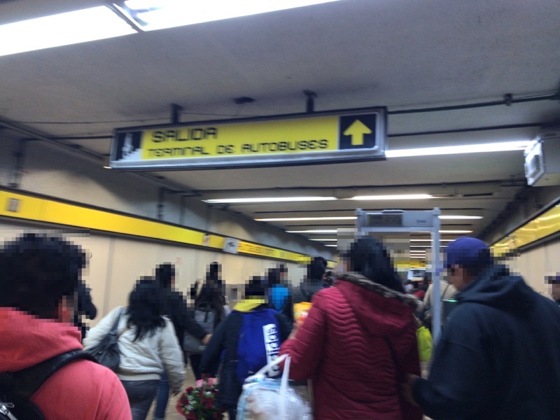 メキシコシティ　メトロ