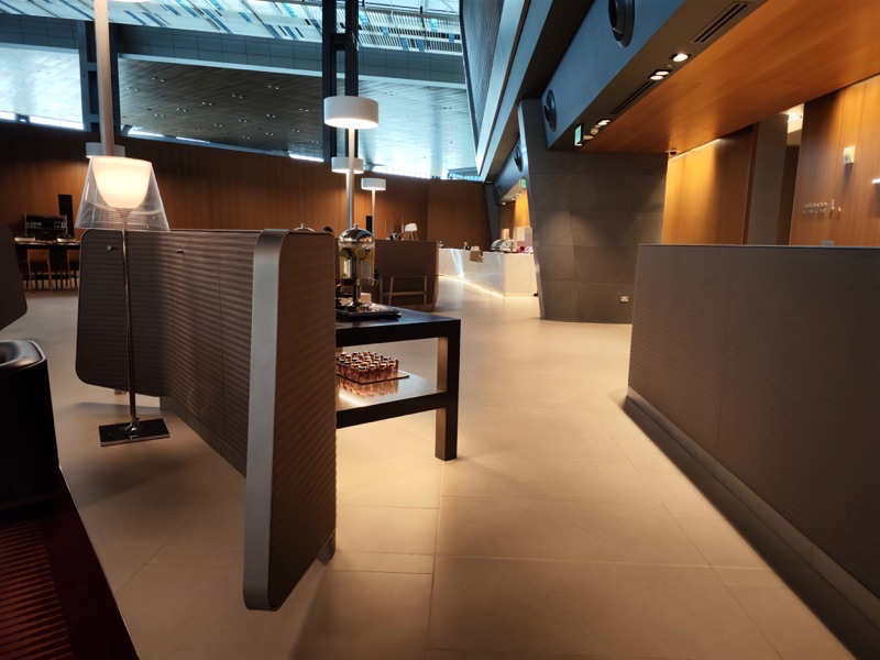 Al Mourjan Business Lounge - North