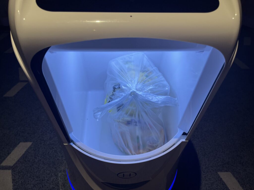 配達ロボット