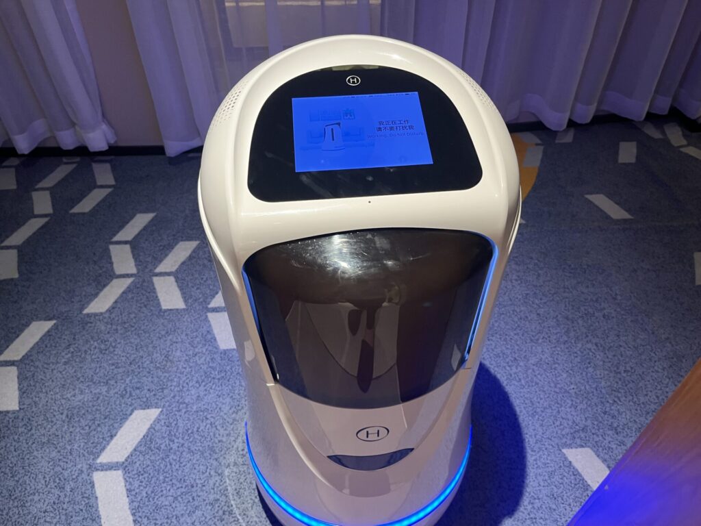 配達ロボット