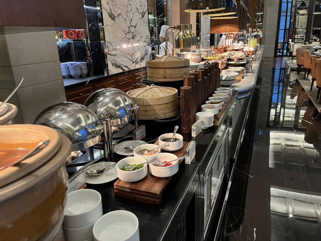 朝食ブッフェ
