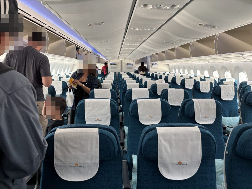 ベトナム航空　機内