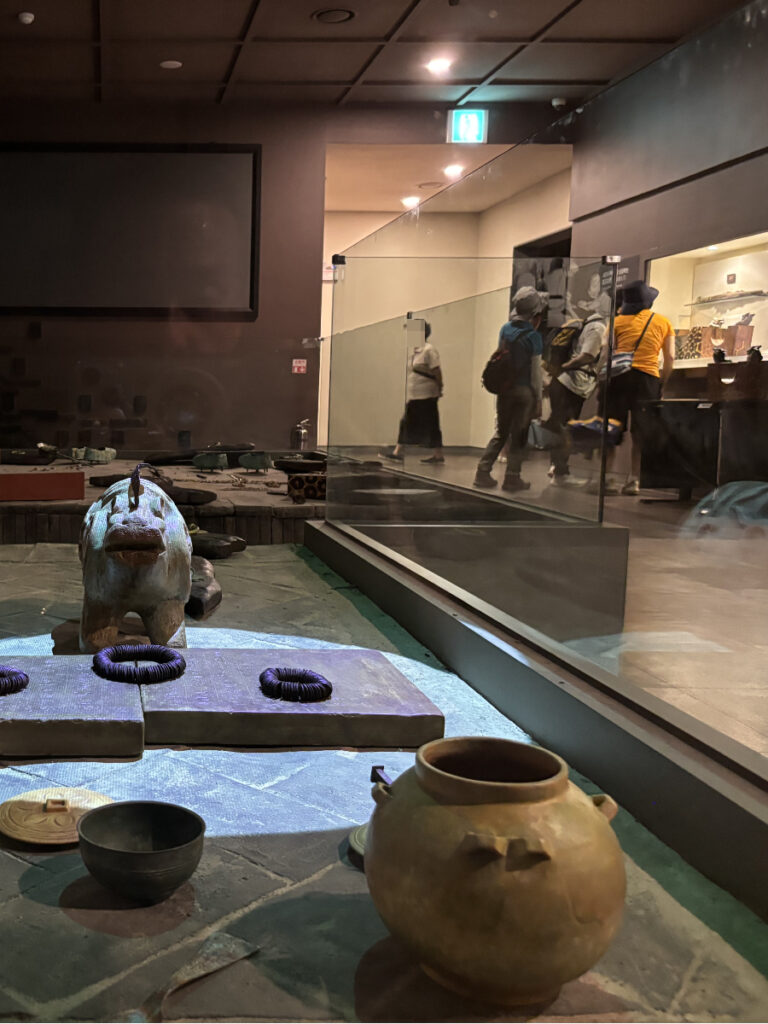 武寧王陵展示館 内部