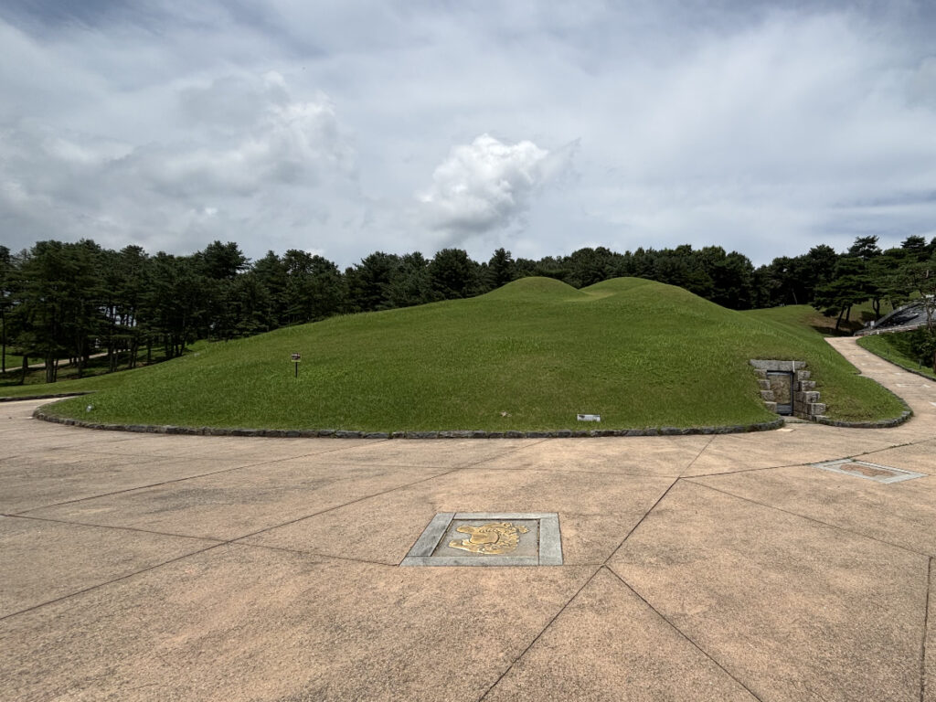 武寧王陵と王陵園