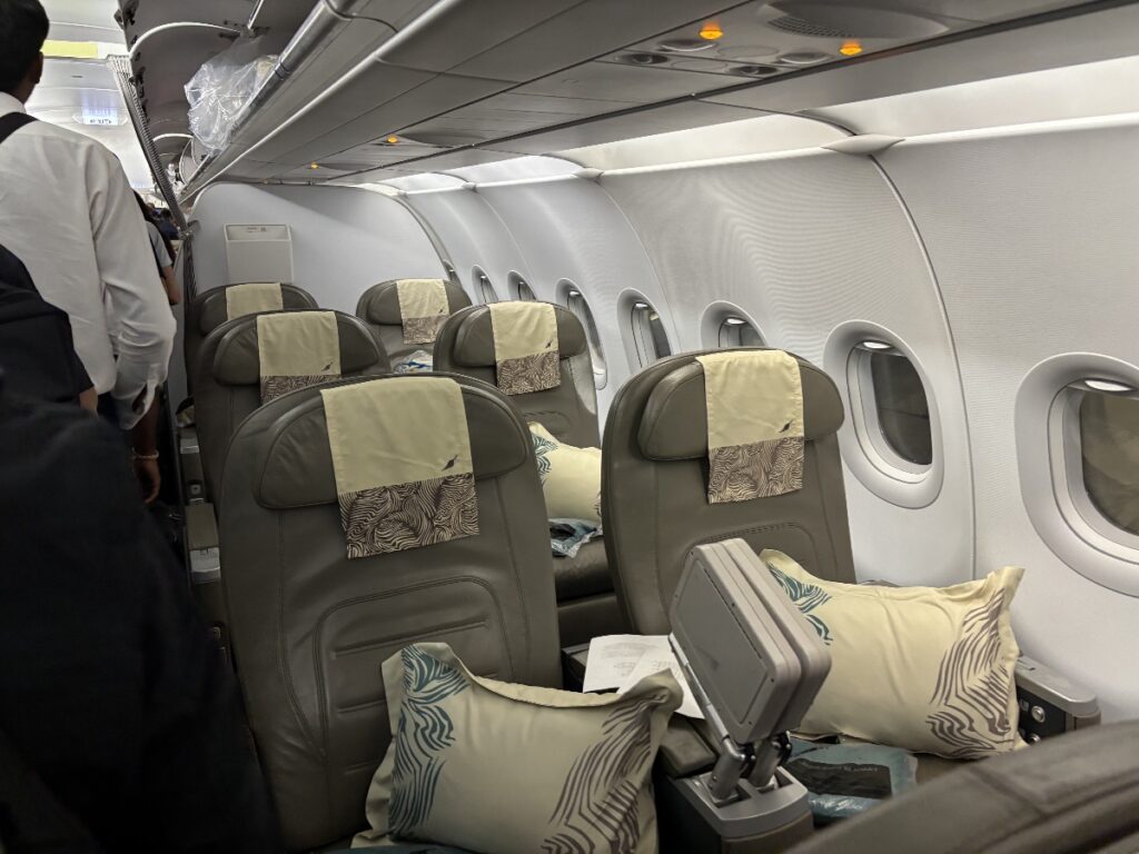 ビジネスクラス座席