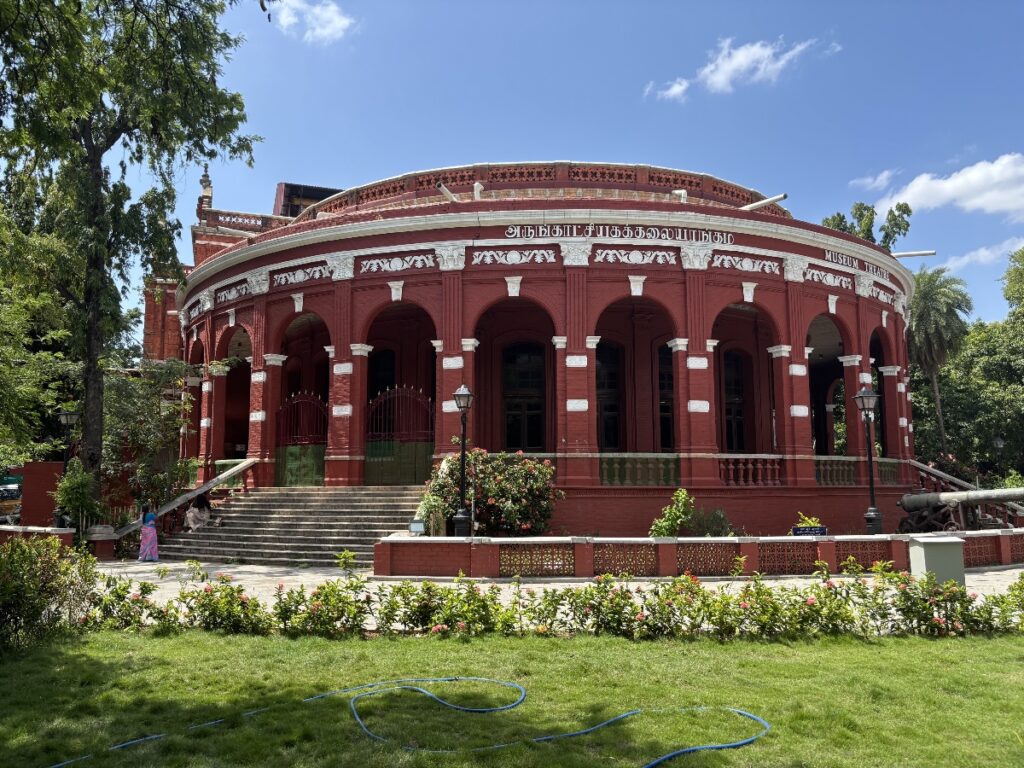 ミュージアム・シアター