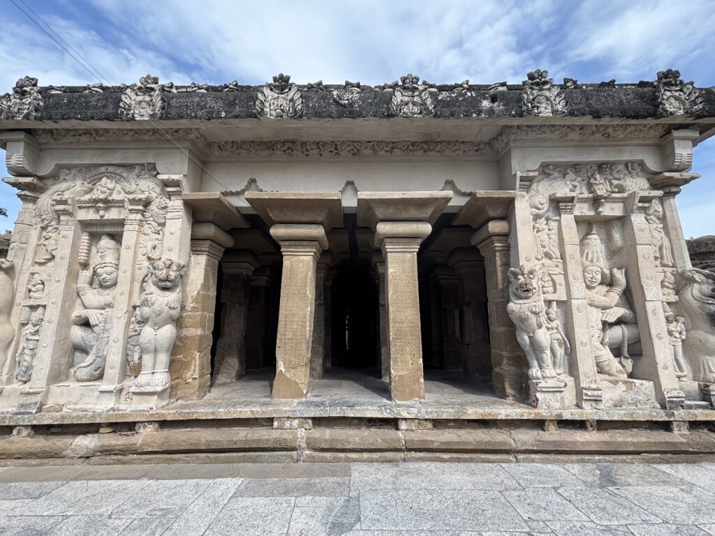 カイラーサナータル寺院
