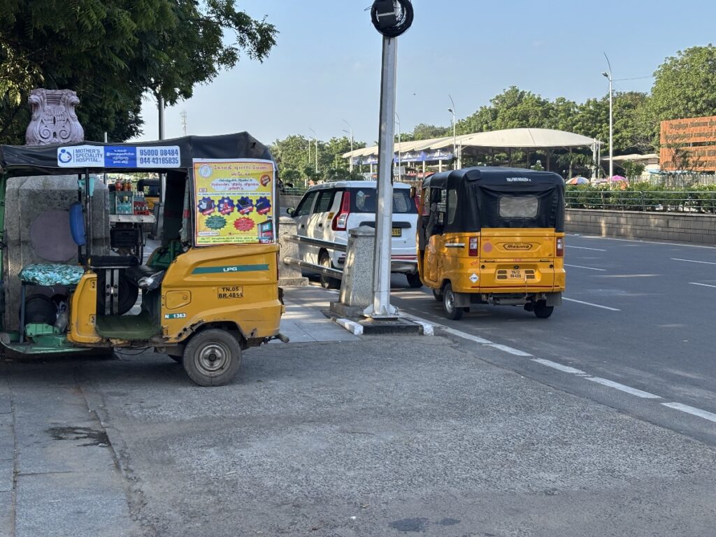 オートリキシャ