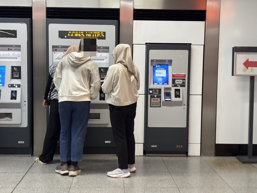 セルフサービスキオスク