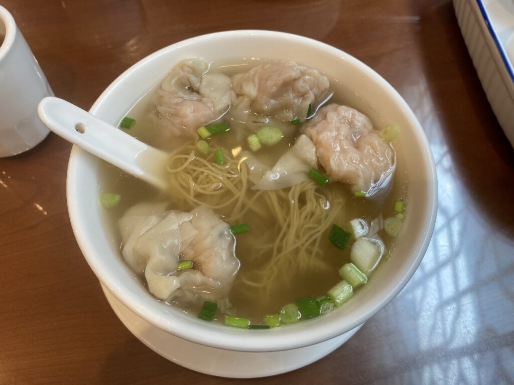 海老ワンタン麺