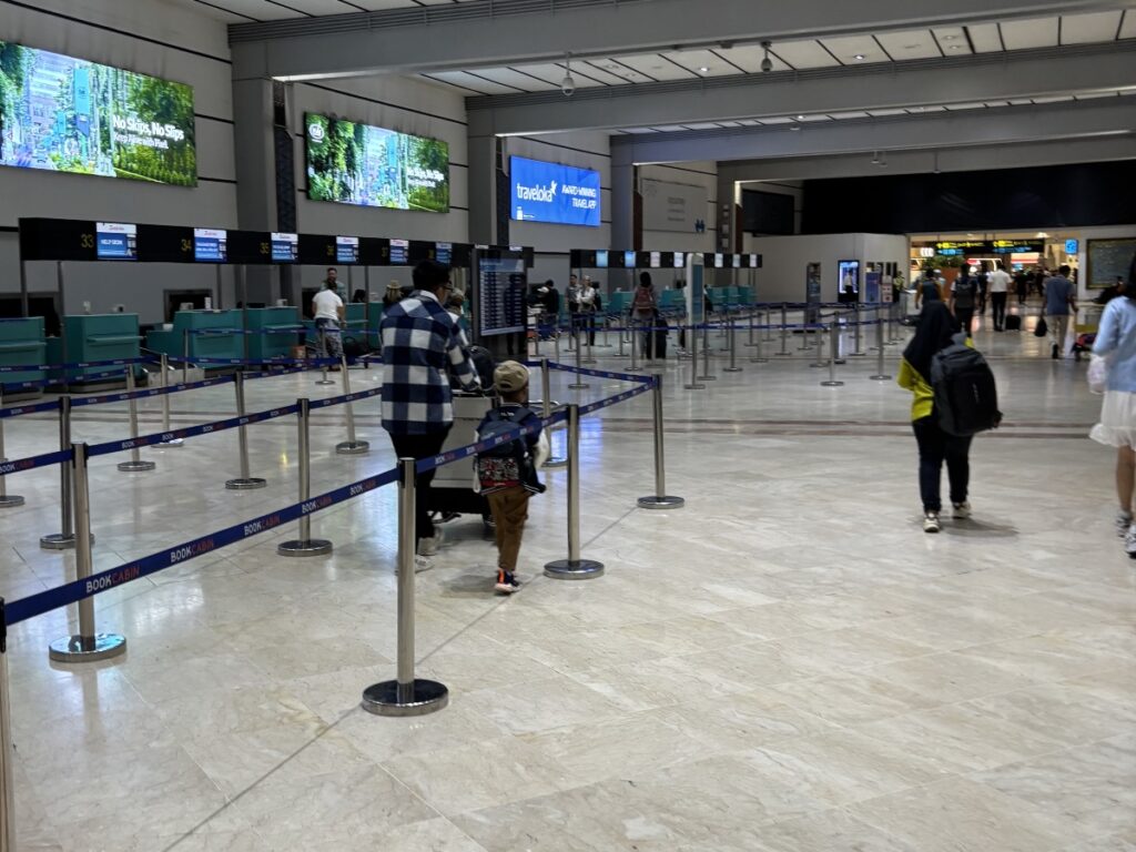 スカルノハッタ国際空港 第2ターミナルチェックインカウンター