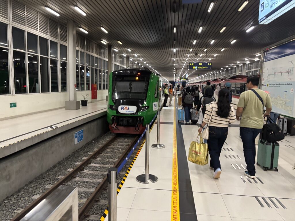 空港鉄道ホーム