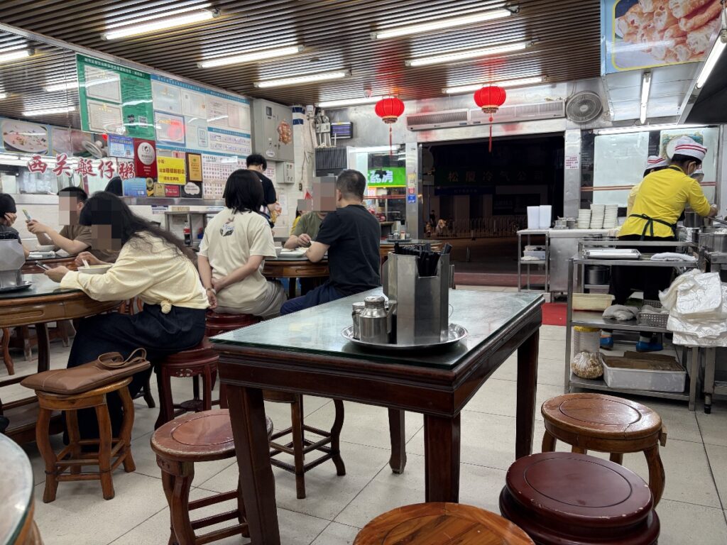 店内の様子